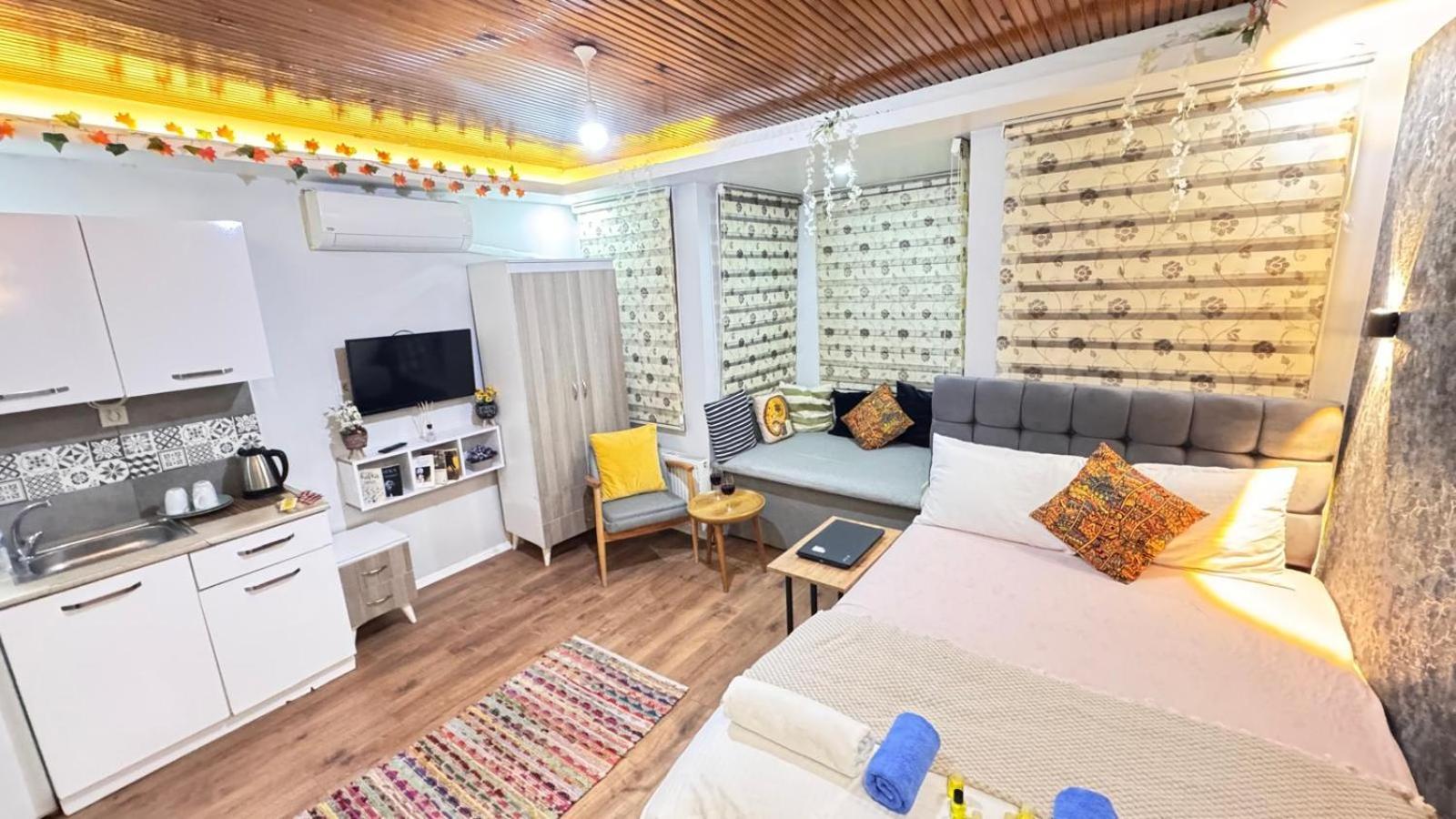 Taksim Camellia Suit Istanbul Exterior photo