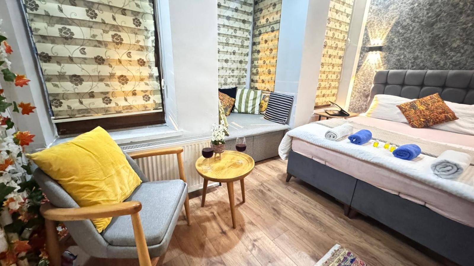 Taksim Camellia Suit Istanbul Exterior photo